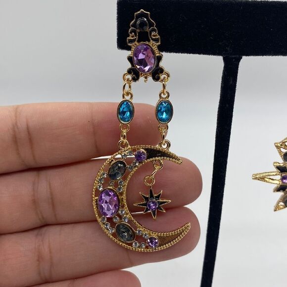 🔅🆕🔅 🌙 💜 Elegant Crystal Sun Moon Drop Long Earrings ☀️🌙✨ - Picture 5 of 11